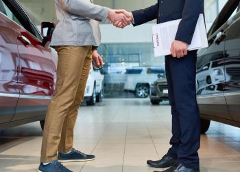 Getting the Best Value for Your Car with Trade in Dealers 