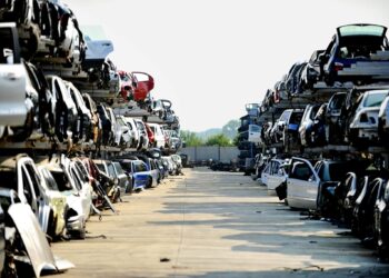 How Junkyards Help Keep Cars on the Road