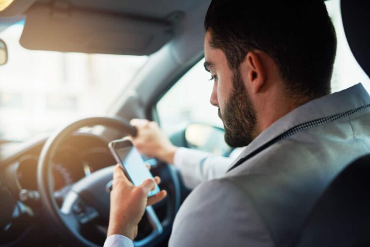 Gambling Behind the Wheel: A Dangerous Distraction Drivers Should Avoid